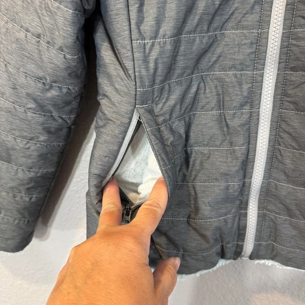 The North Face Girl's Size S 7/8 Gray Reversible Mossbud Swirl Insulated Jacket